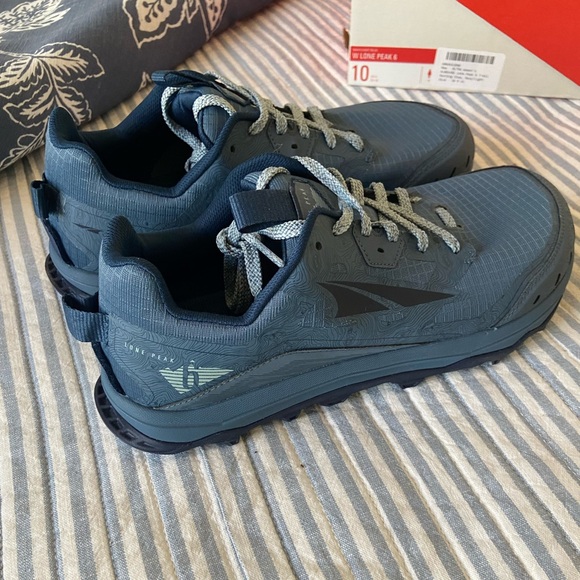 NIB Altra Lone Peak 6 - Picture 3 of 7